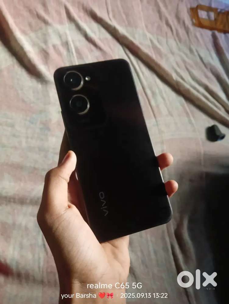 Vivo y28s 5G best condition mobile