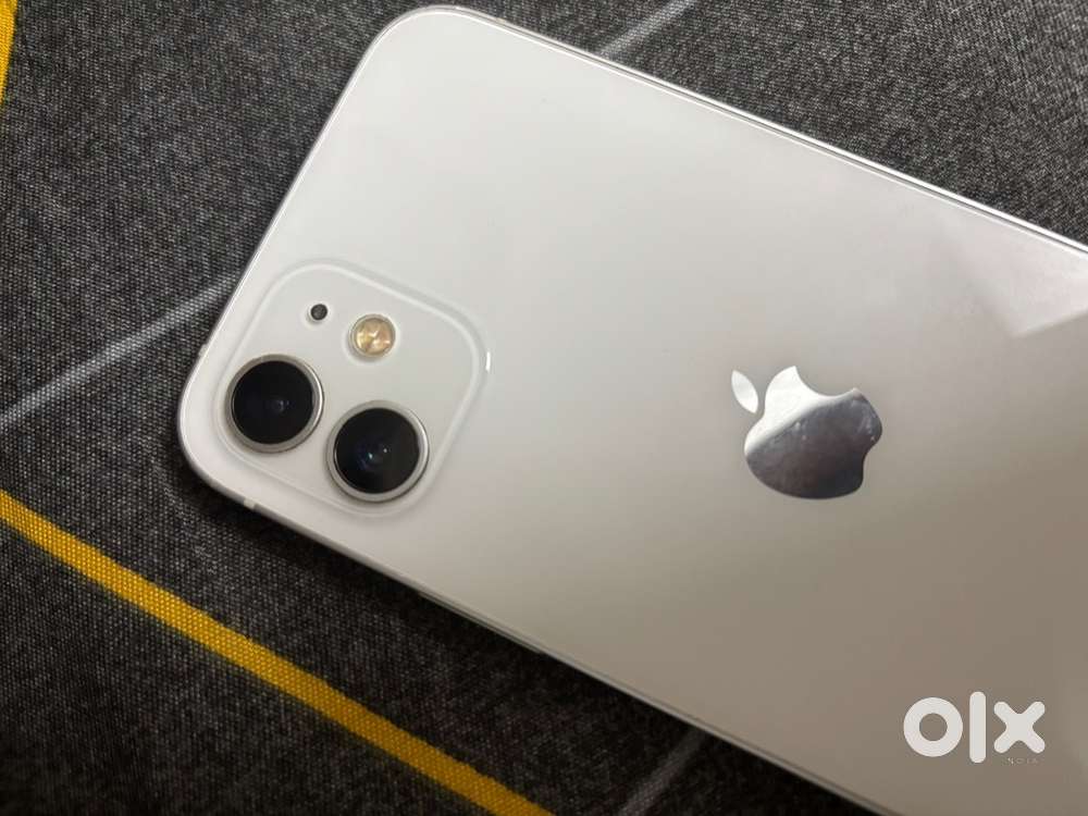 Iphone 12 ,128gb white in colour