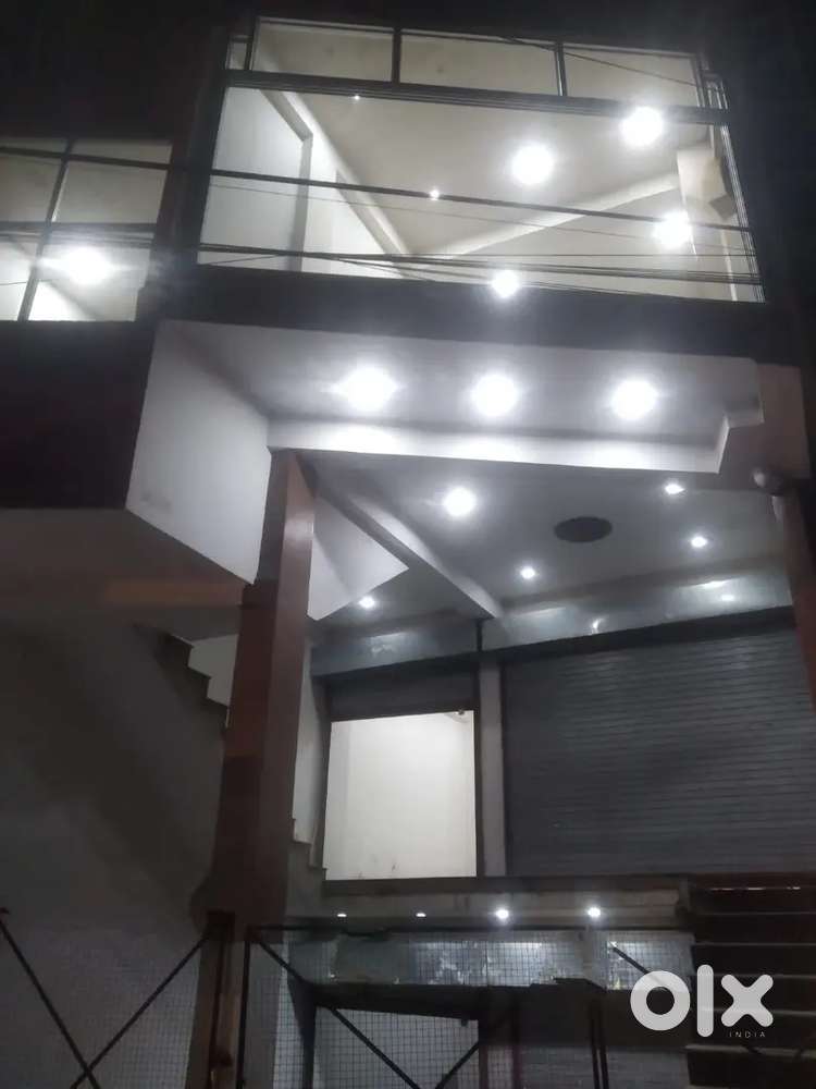 Commercial floors(18k to 24k)