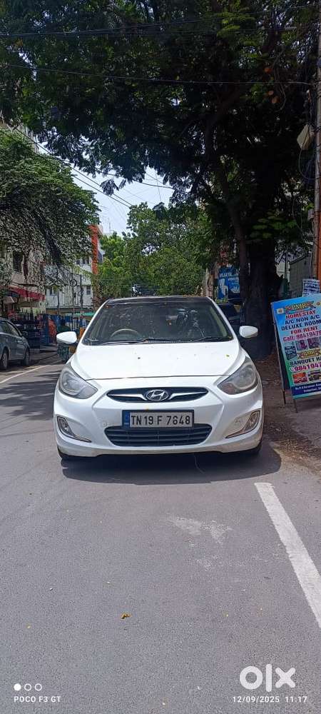 Hyundai Fluidic Verna 1.6 CRDi SX, 2012, Diesel