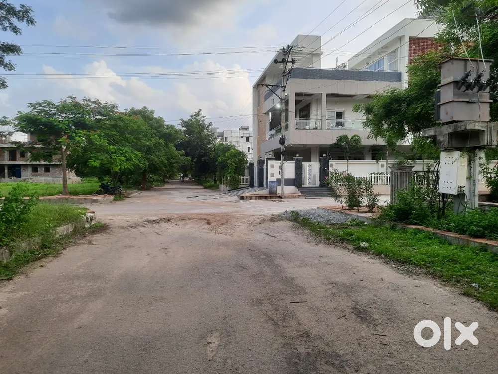 NARAPALLY HMDA PLOTS READY TO GATED COMMUNITY  NEAR INFOSYS