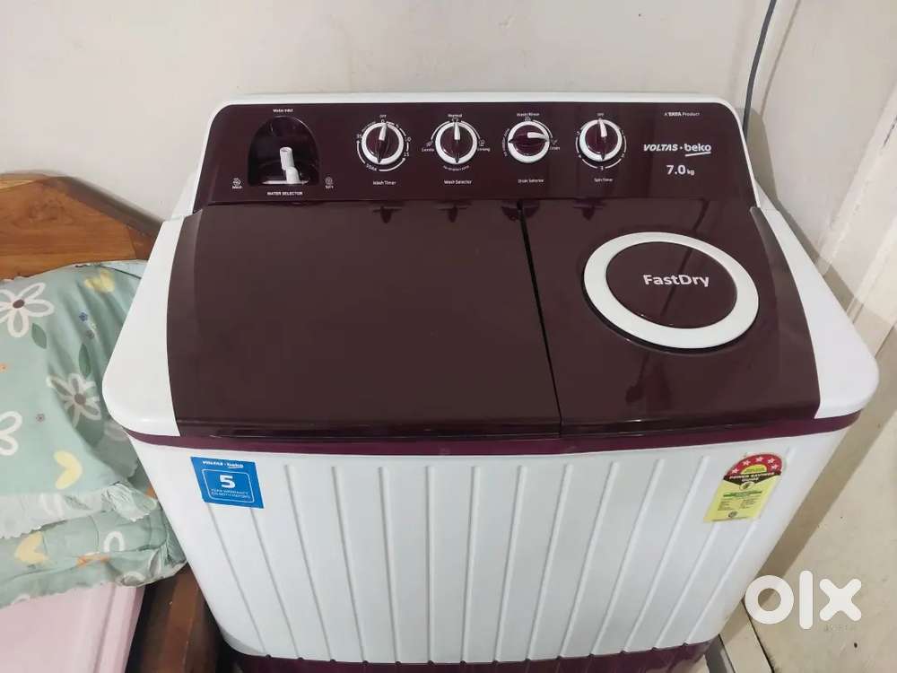 Washing machine - almost new, January purchased. Negotiable