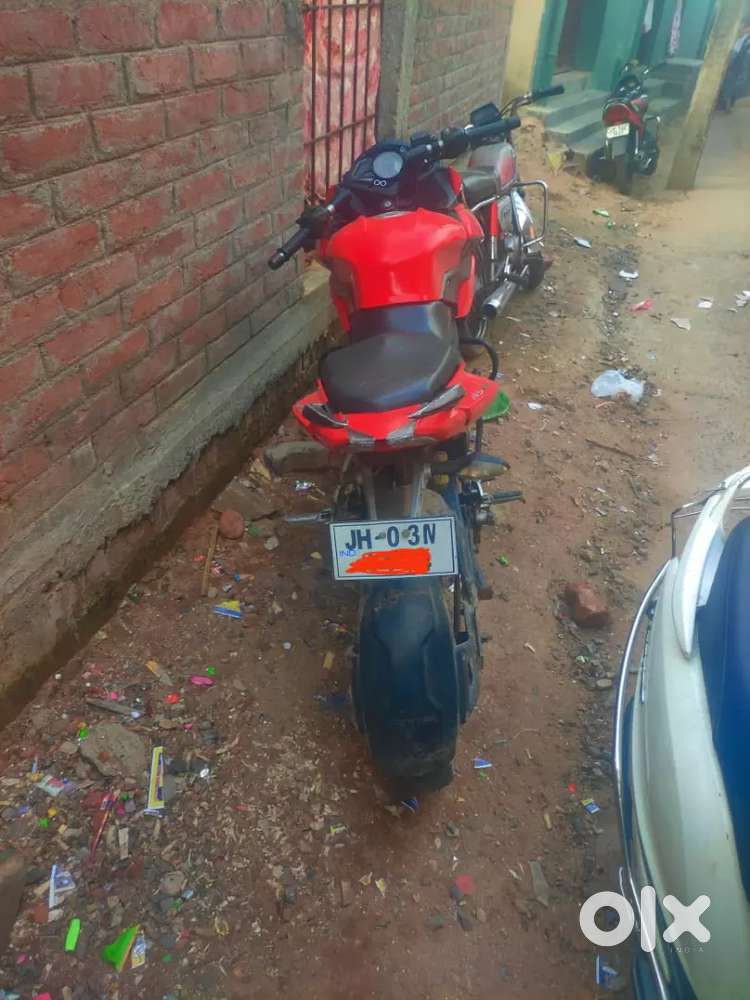 Palsar AS150