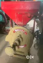 Besan आटा चक्की और जेनरेटर