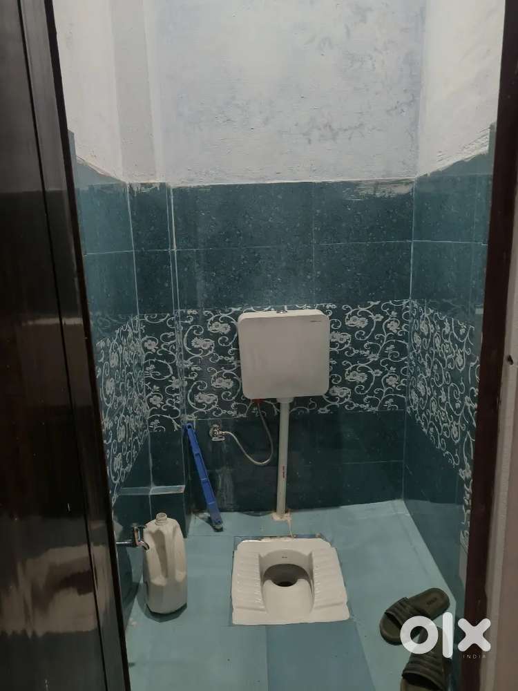 1 room for rent with toilet and bathroom