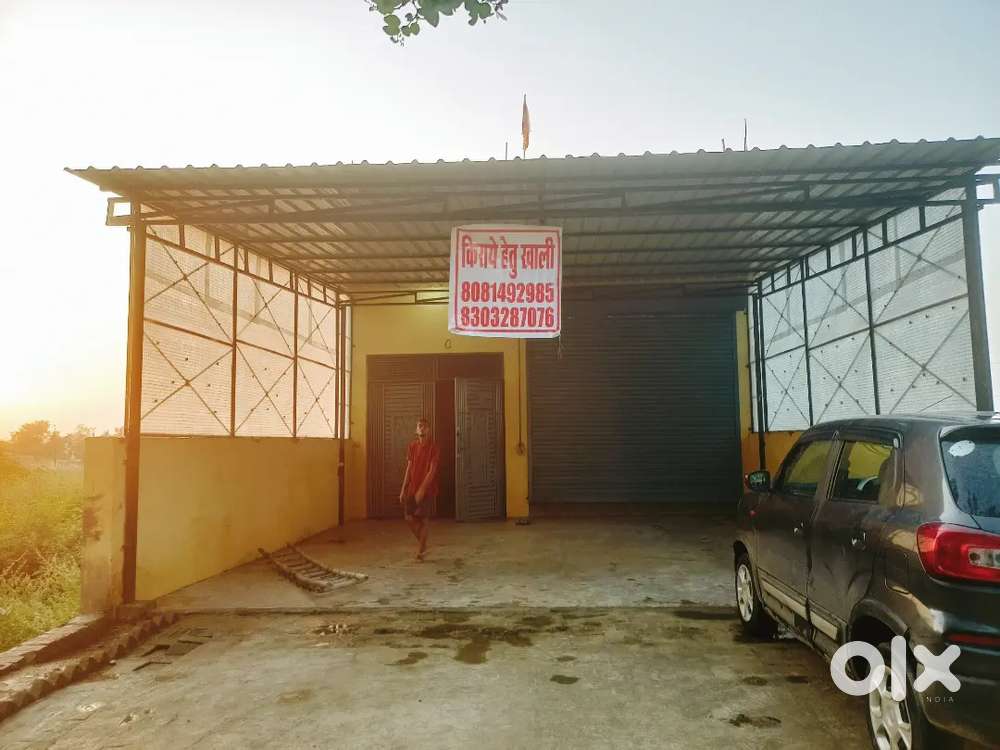 Good condition godown and shop for rent