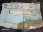 Samsung semi automatic washing machine in best working condition
