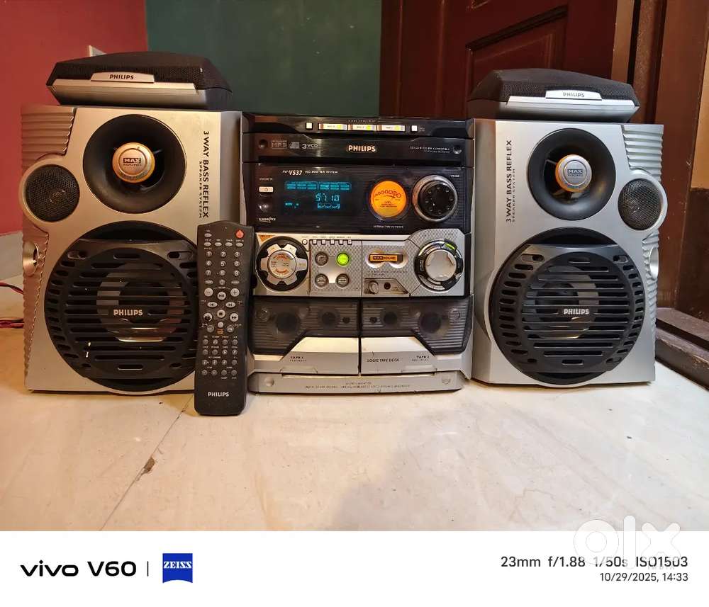 PHILIPS MUSIC SYSTEM FM AUX CASSETTE WORKING WITH ORIGINAL REMOTE