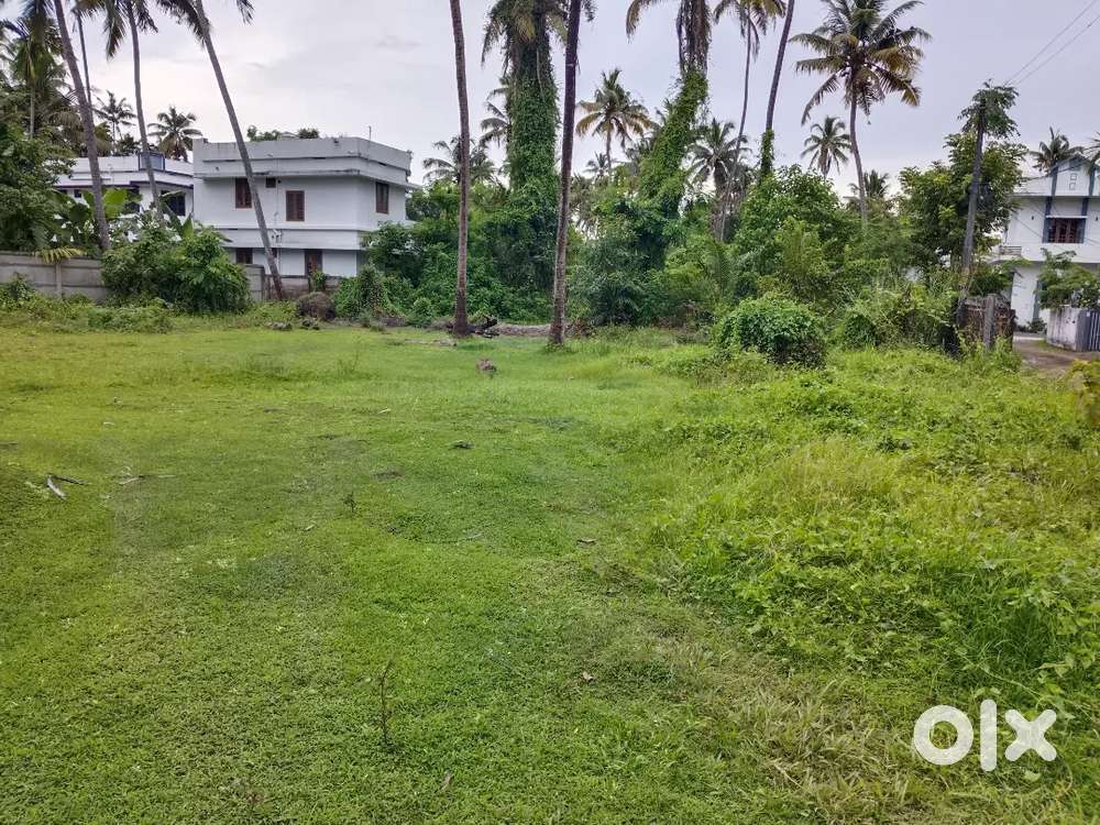 Sale 22cent property facing east