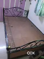 Bed 5/6 size