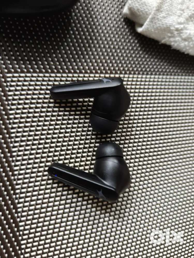 Fastrack Airpods