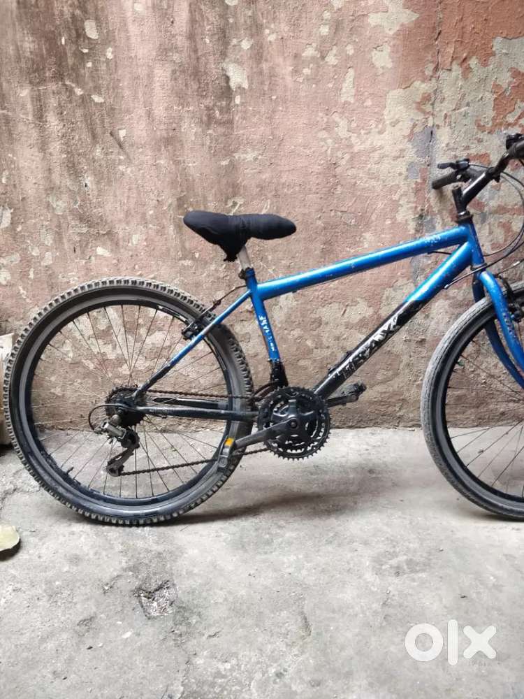Urgent sale.! 18 Gears. TRAX cycle