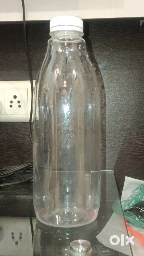 Plastic Water bottle rs 10 me de dunga