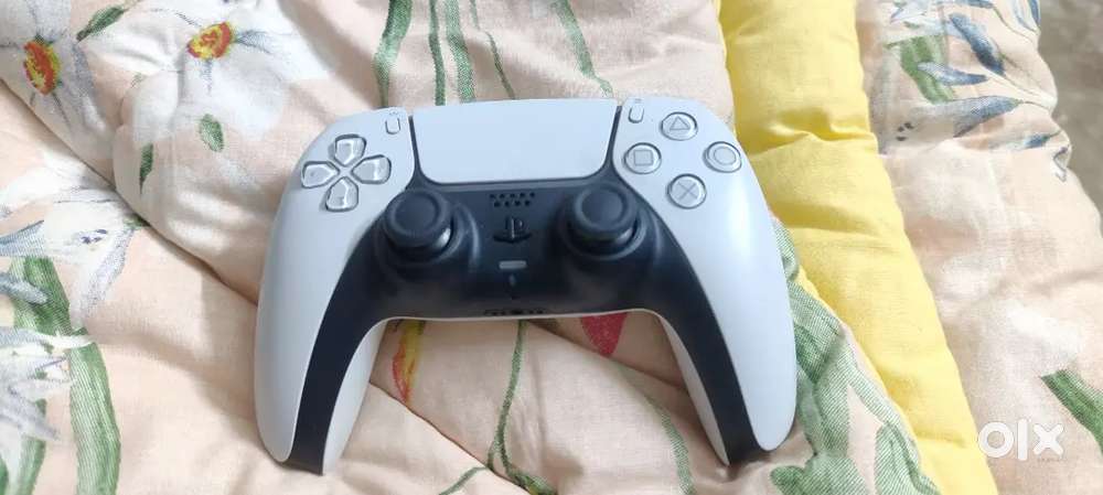 PS5 Dualsense wireless controller (refurbished)