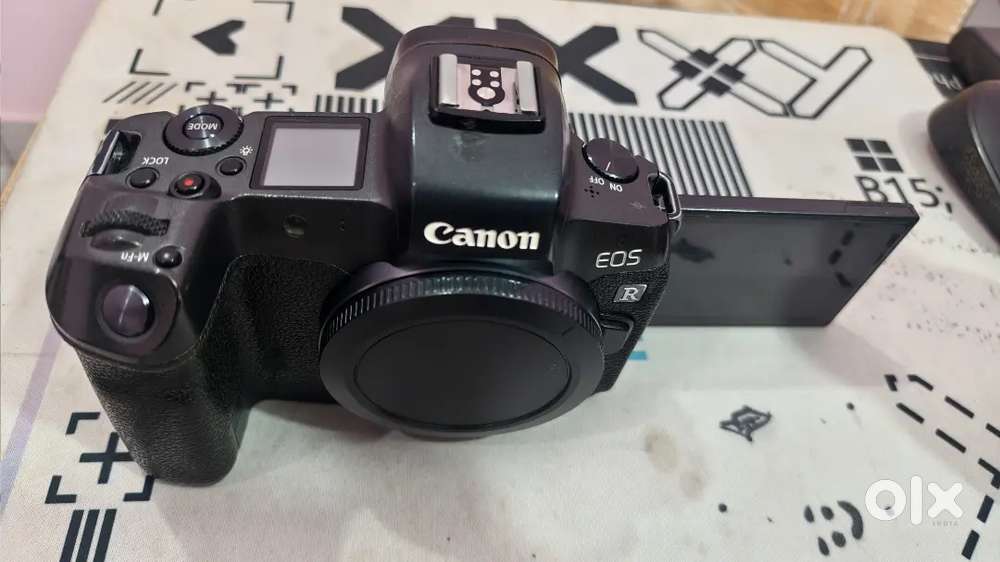 Canon EOS R k Full Frame Camera Body in Genuine condition