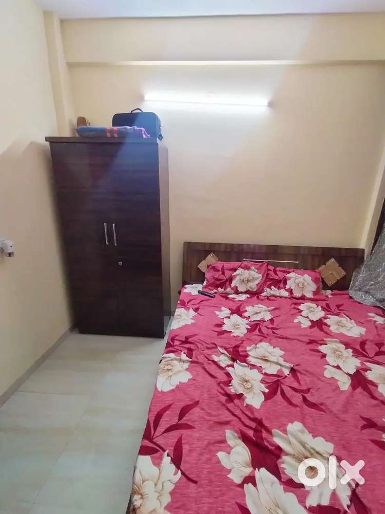 LOWEST PRICE 1 BHK FULLY FURNISHED FLAT ON 200 FEET MAIN ROAD 