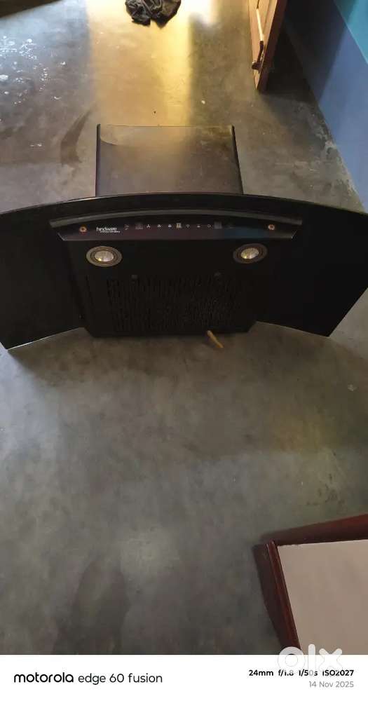 Hindware company chimney feather touch with sensor