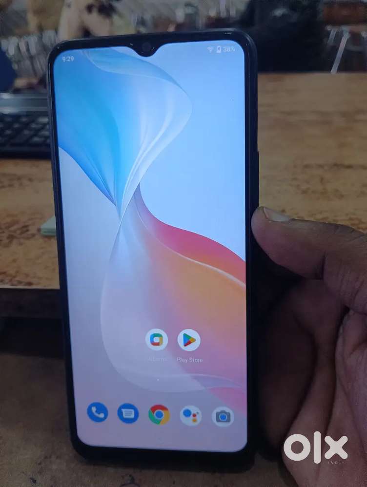 Y 21 4+1/64 gb hai