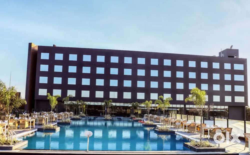 5 Star hotels waiter jobs