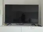 Tv in new condition (40 inch)