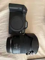 Canon Mirrorless Camera R8 with CANON RF 24-105MM F/4L IS USM LENS