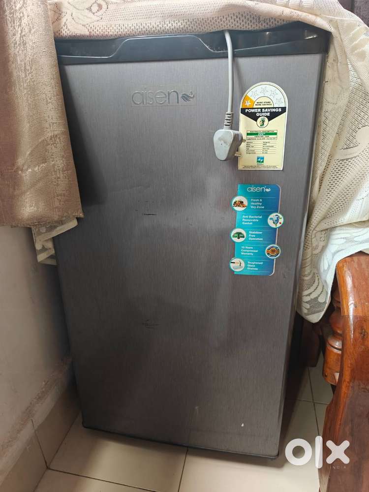 Mini Refrigerator 90 litres capacity