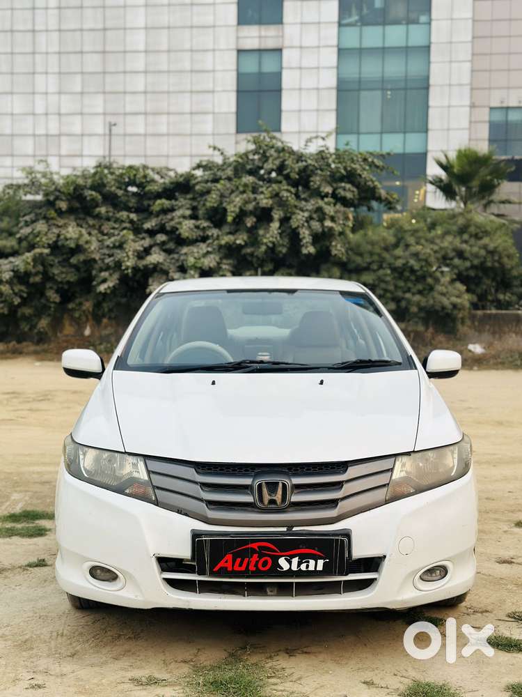 Honda City 2011-2013 V AT Exclusive, 2011, Petrol