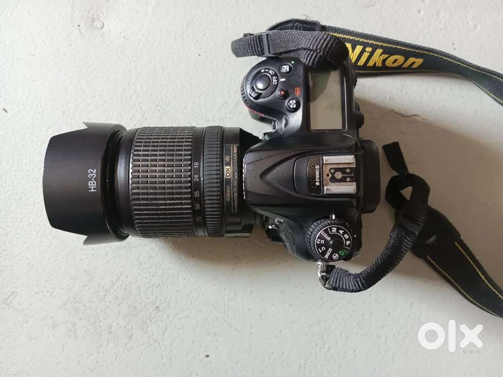 NIKON 7200