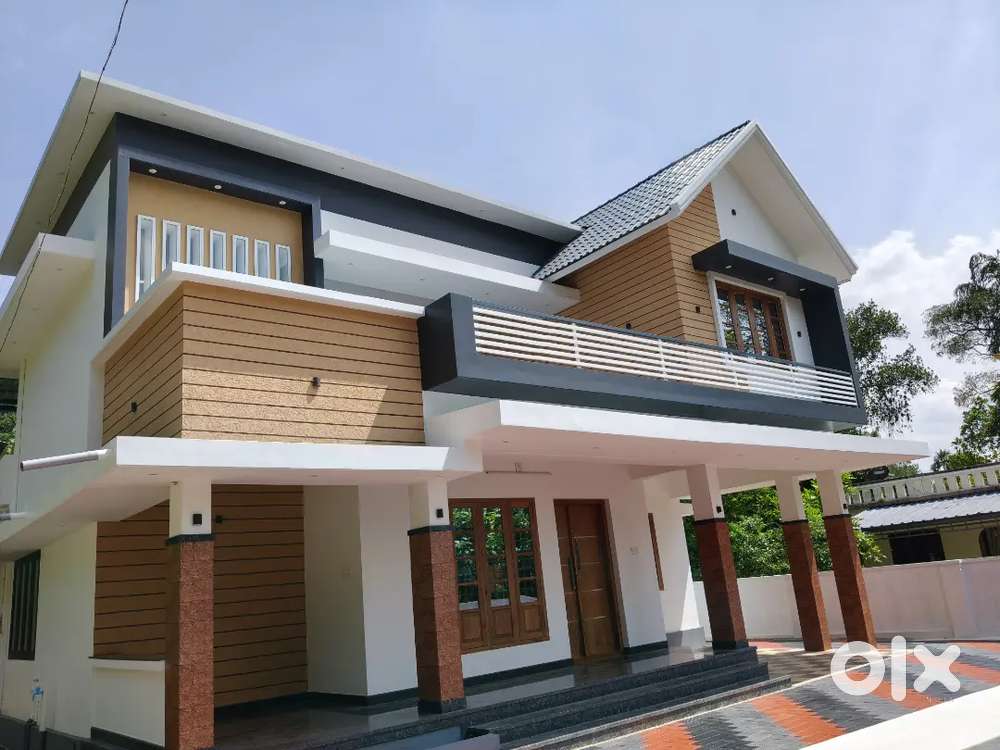 15.7 cent land with 3 bhk new house at kanjoor,near airport,aluva