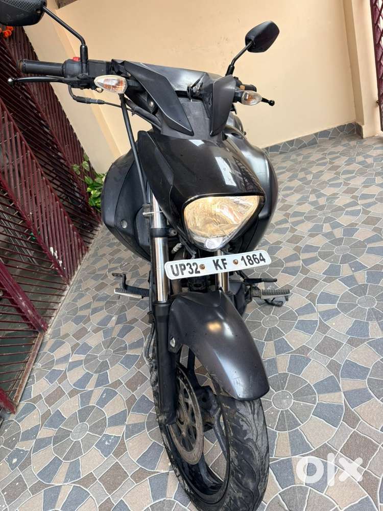 Suzuki Intruder Special Edition