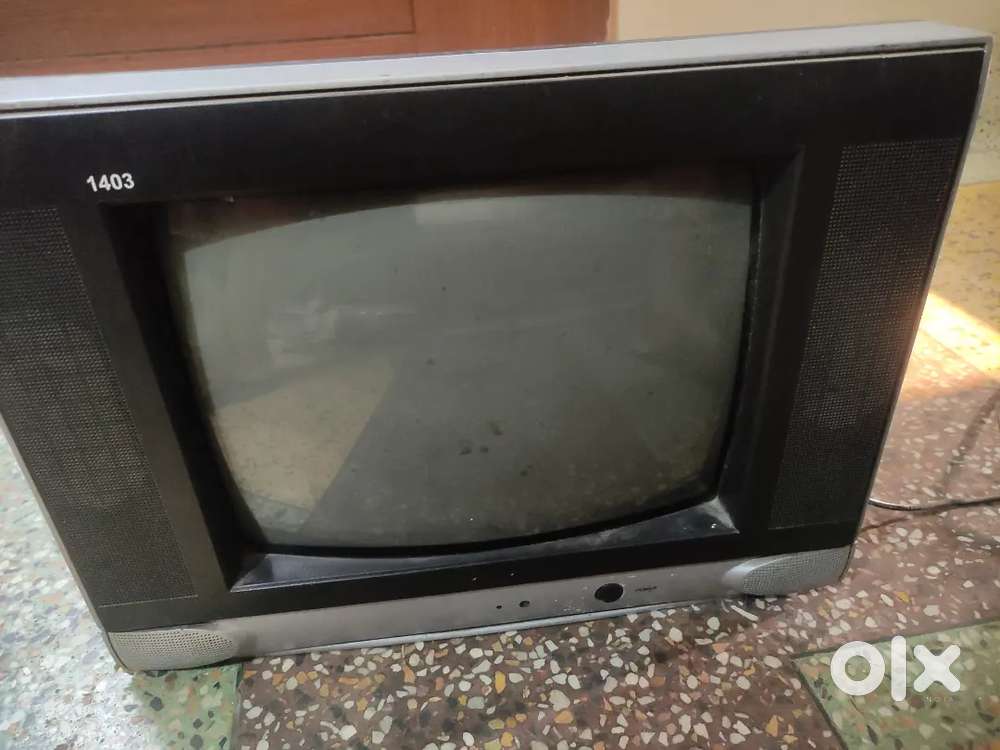 4 years old box tv no damage