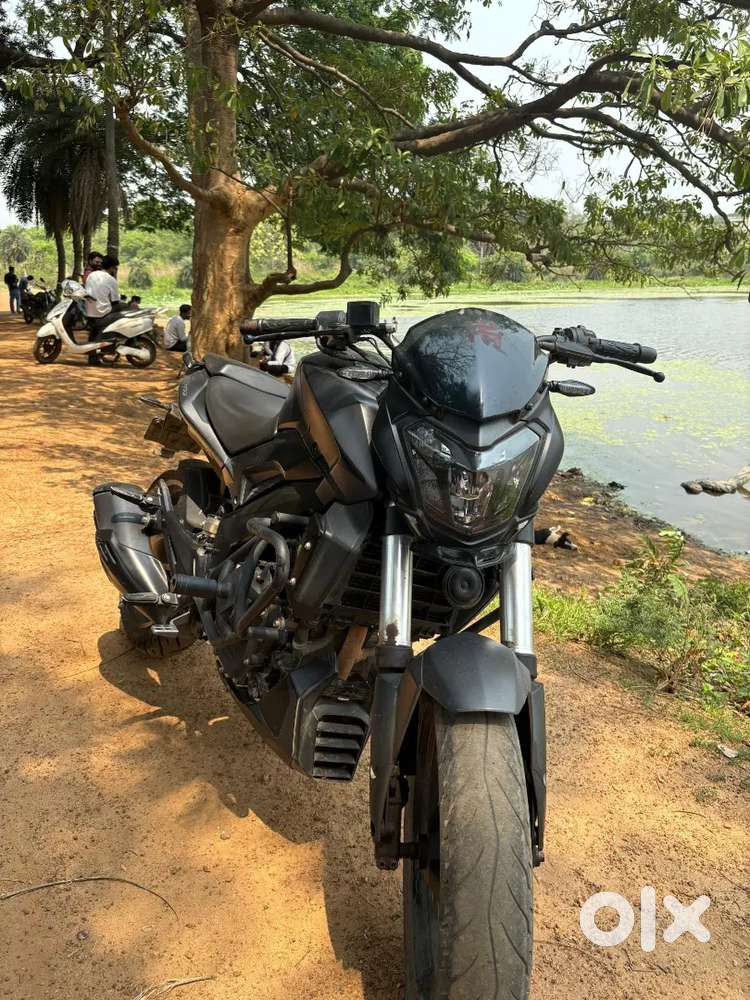 Dominar 400 bs4 ug model