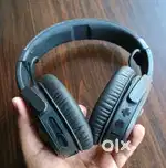 Original Skullcandy Crusher Gen 1 headphones for Bass lover for sale .