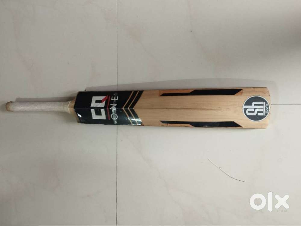 New SH cricket bat(untouched)