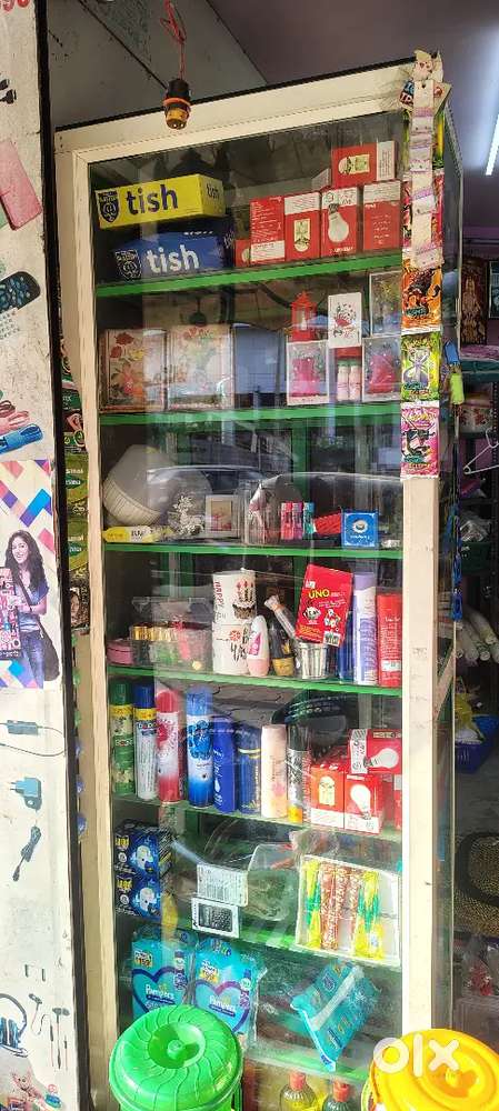 Shop glass almarai