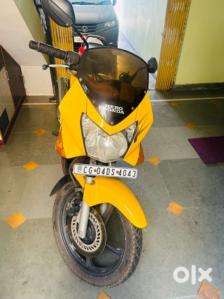 Karizma R 2010 model