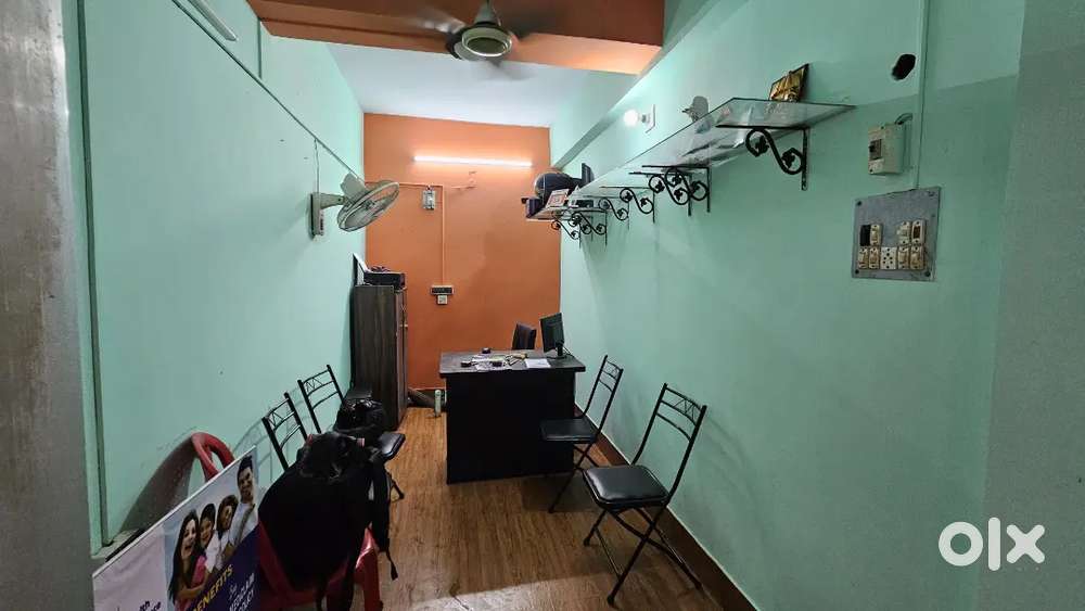 130 Sq Ft Godown, Office Space for rent at Kestopur Hanapara