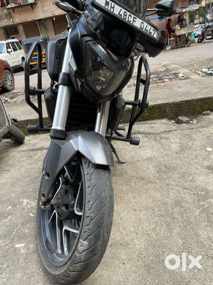 Dominar 400