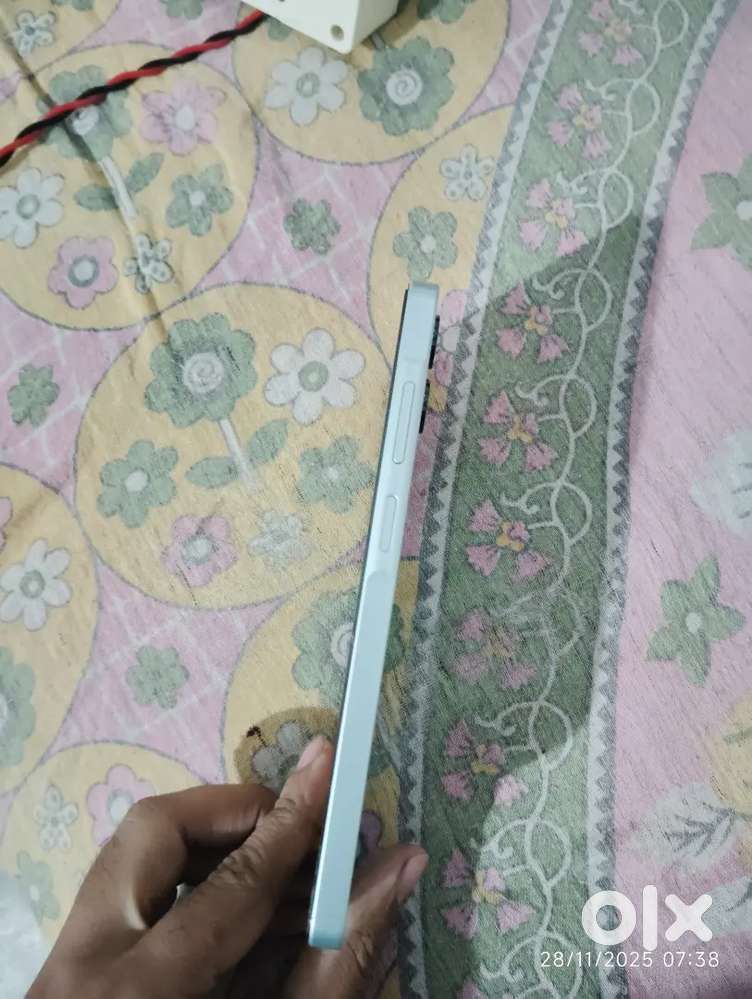 Samsung galaxy A06 4GB Ram 128GB memory colour light green