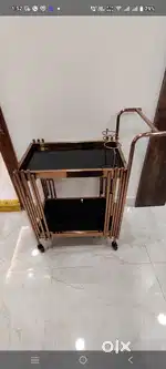 SERVING TROLLEY