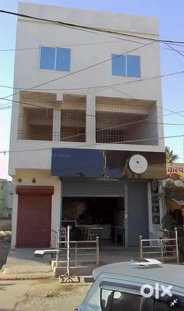 Shop available for rent