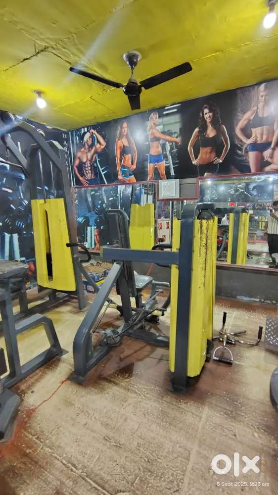 Gym Equipments, Gym Machines, Dumbells and Weights