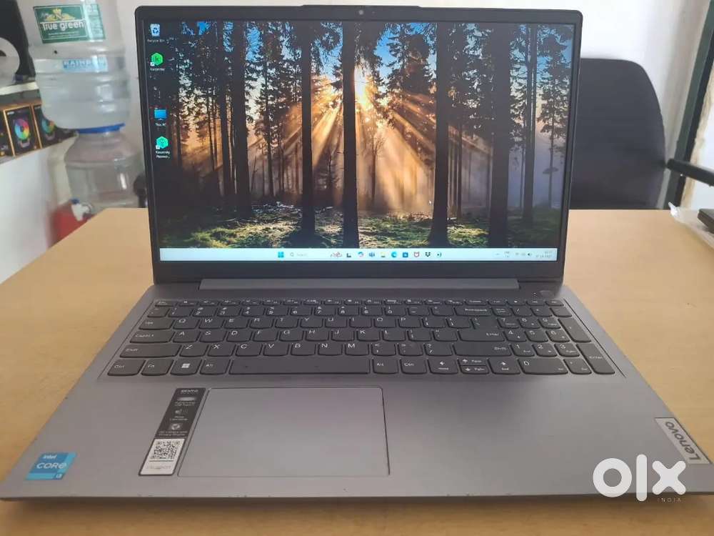New Cond Laptop 12th Gen Core i3, 16GB RAM, 512NVMe SSD, W11, 15.6FHD