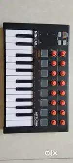 Arturia midi keyboard 25 keys