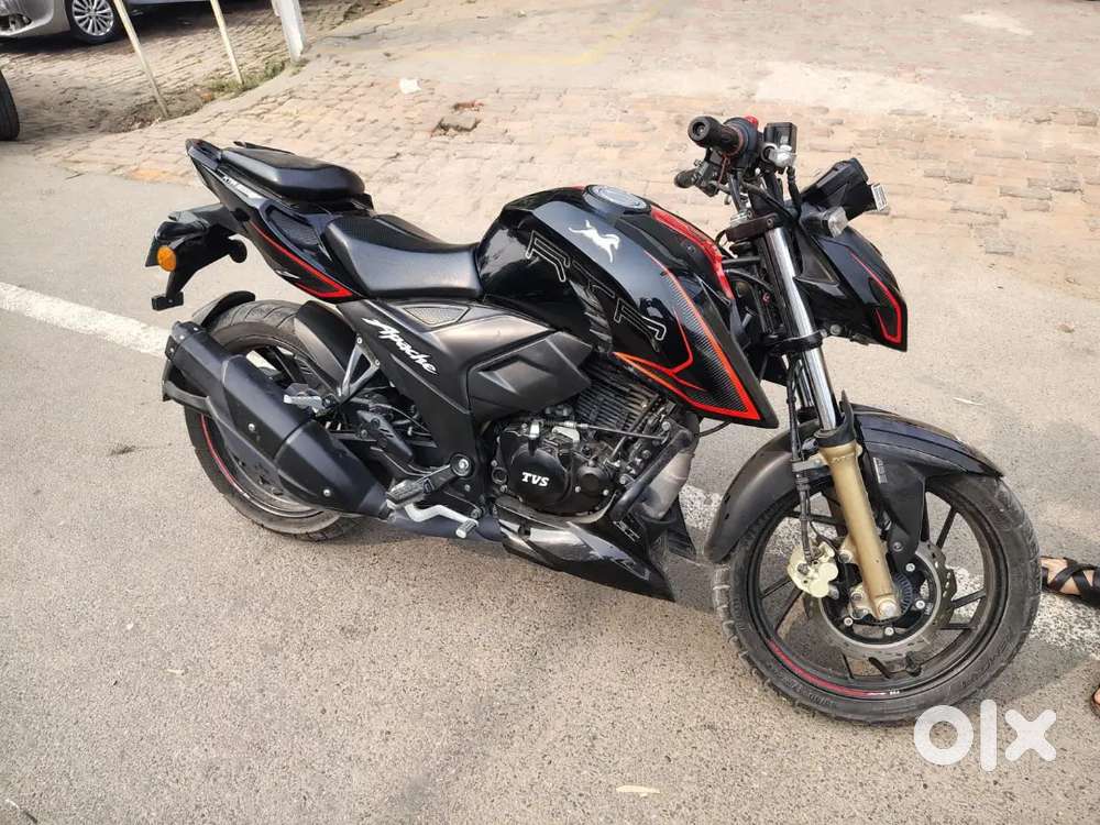 TVS Apache RTR 200 4V bs6