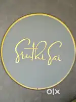 Unisex staff beautician