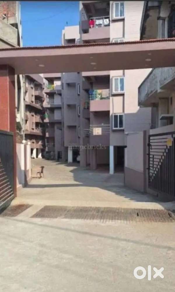 3 BHK With 2 Bathroom 3 Balcony