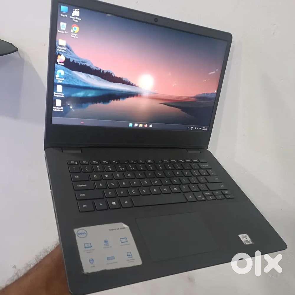 DELL Inspiron INTEL Core i3 10 th Gen 8 GB Ram 1 TB HDD 14 Screen