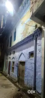 80 years old Ground +1st Storey House in old Lucknow