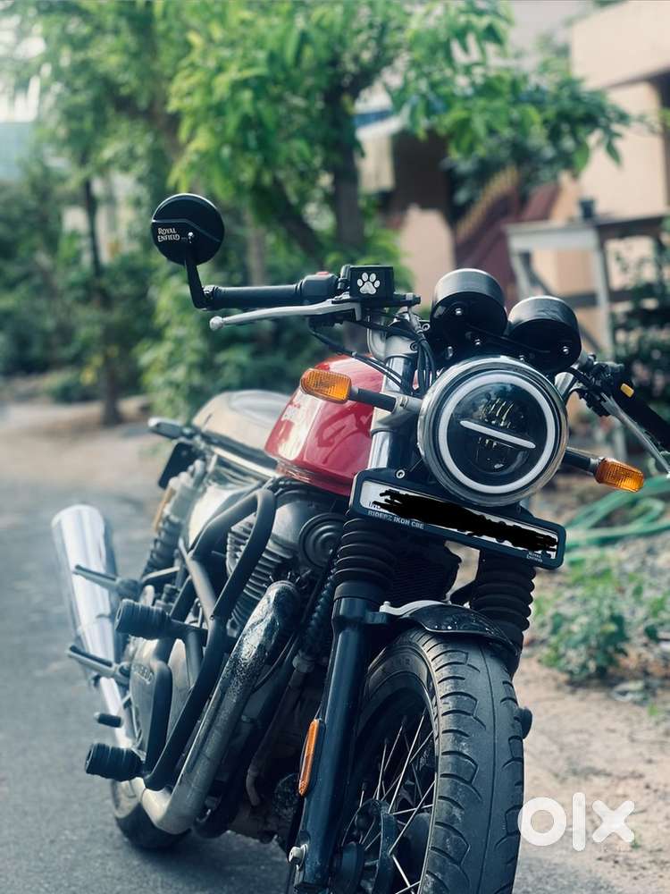 Gt 650 rocker red less km driven